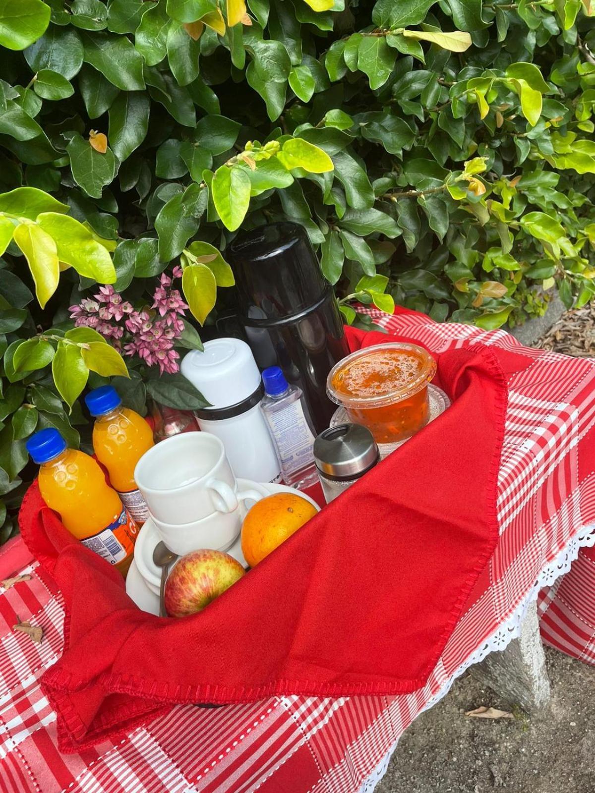 Pouzada Bom Clima - Servimos Cestas De Cafe Da Manha - Melhor Custo Beneficio Em Gravata Kültér fotó