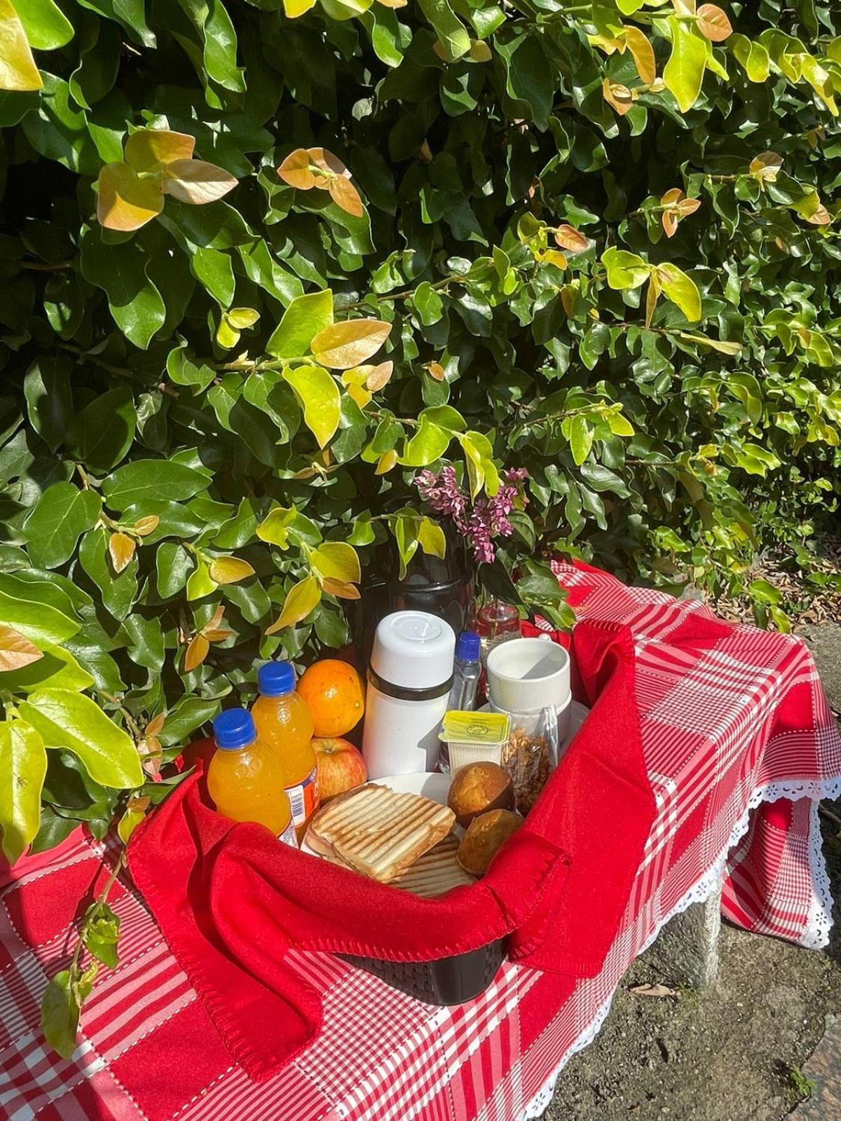 Pouzada Bom Clima - Servimos Cestas De Cafe Da Manha - Melhor Custo Beneficio Em Gravata Kültér fotó